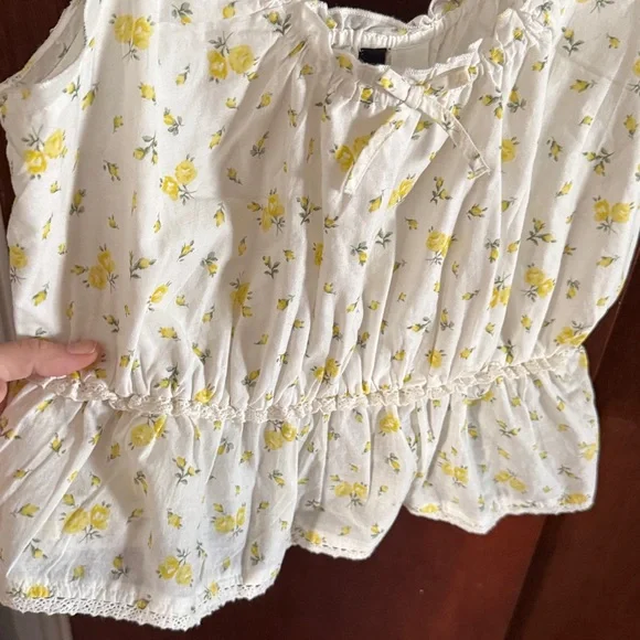 Divided H&M Floral Print Top – Small 🌸✨ NWOT - Picture 5 of 5